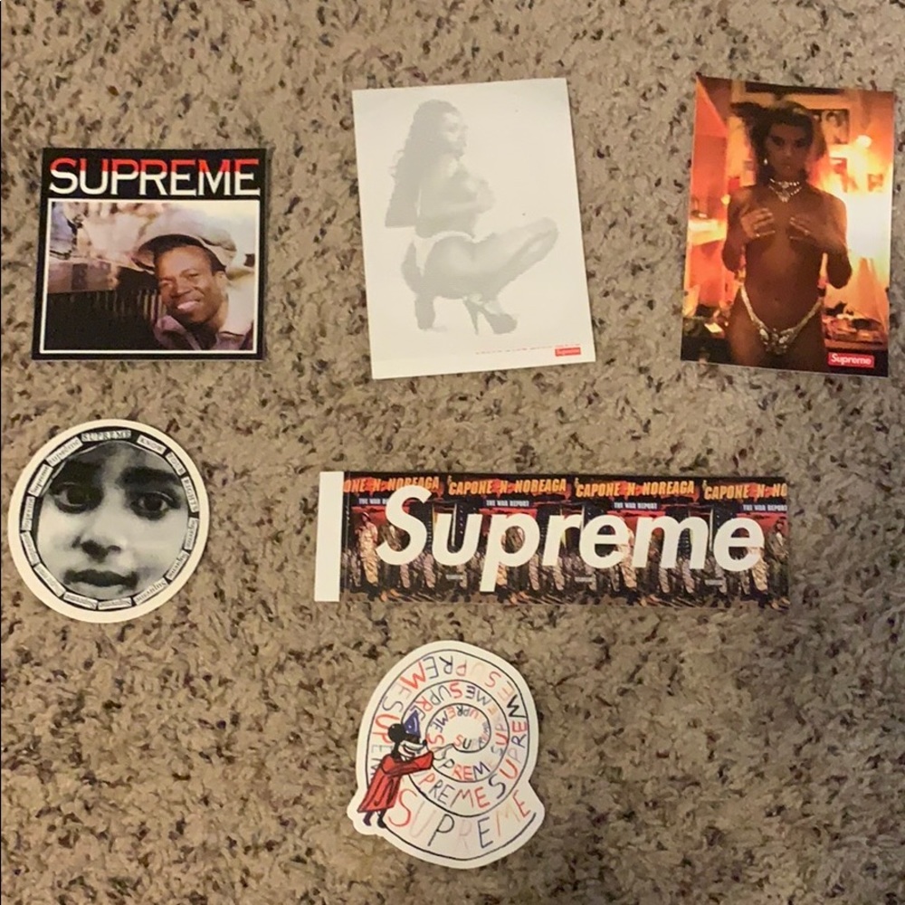 6 Supreme Stickers!